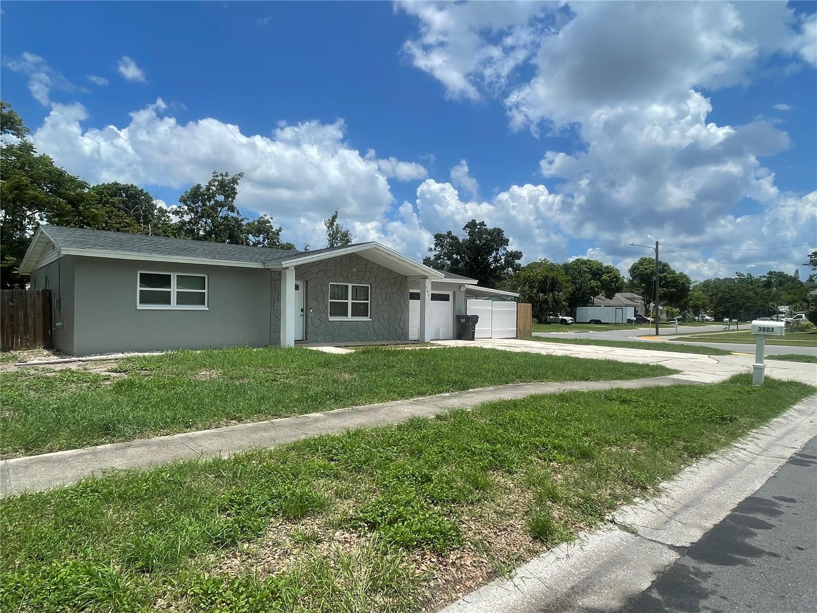 Image 5 of 33 For 3803 43rd Avenue N