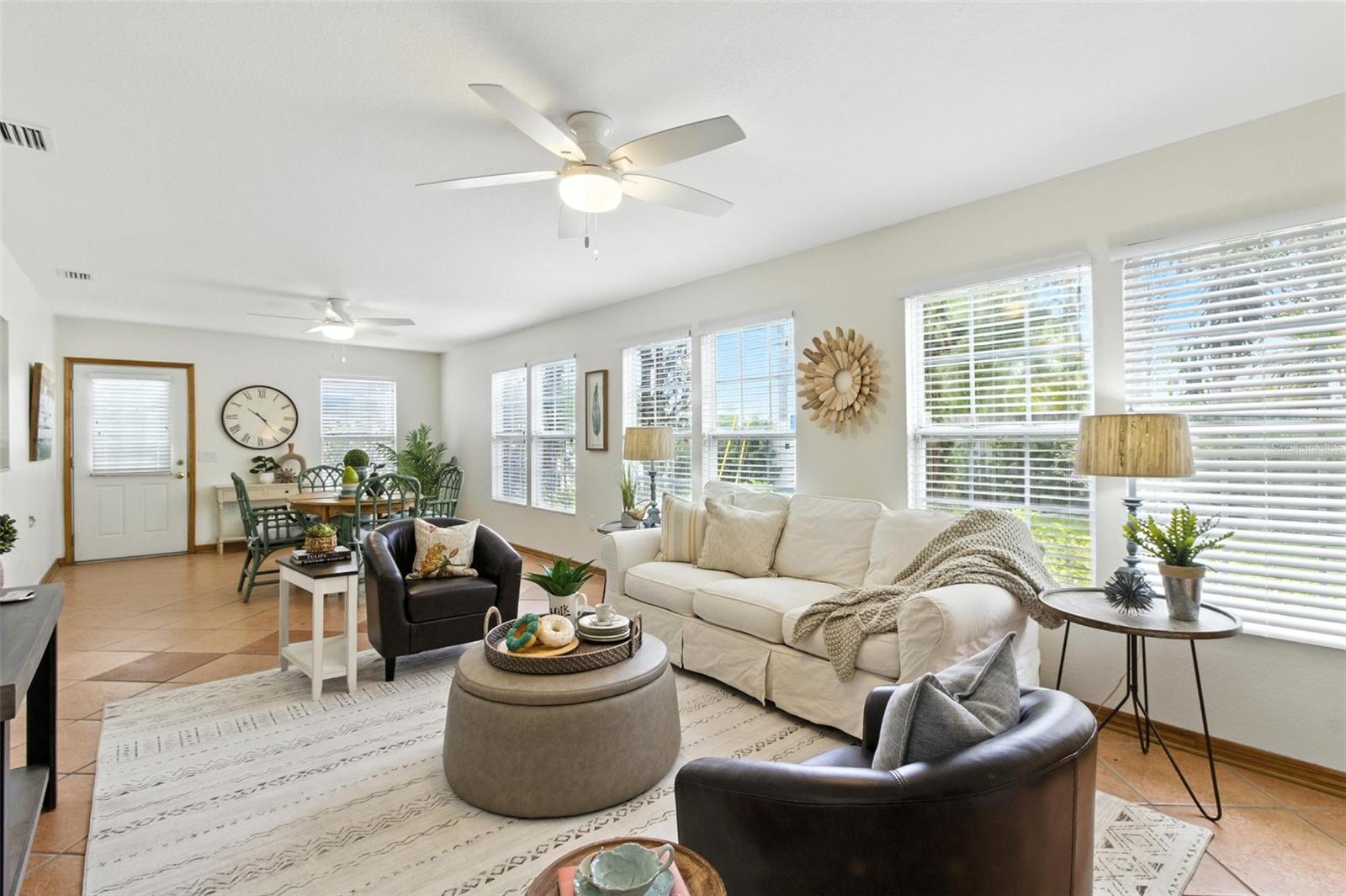 Image 21 of 53 For 6119 31st Avenue N