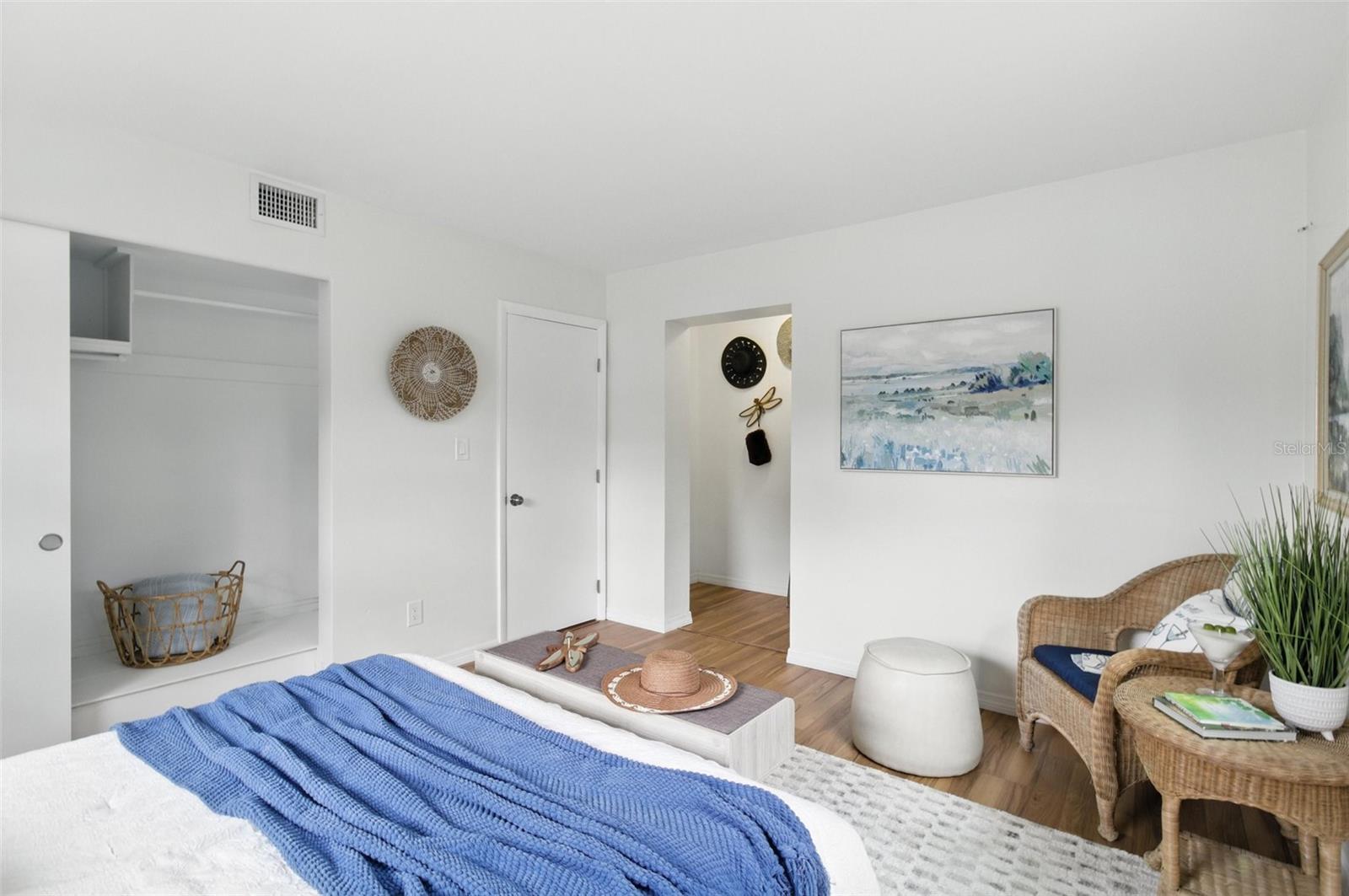 Image 37 of 53 For 6119 31st Avenue N