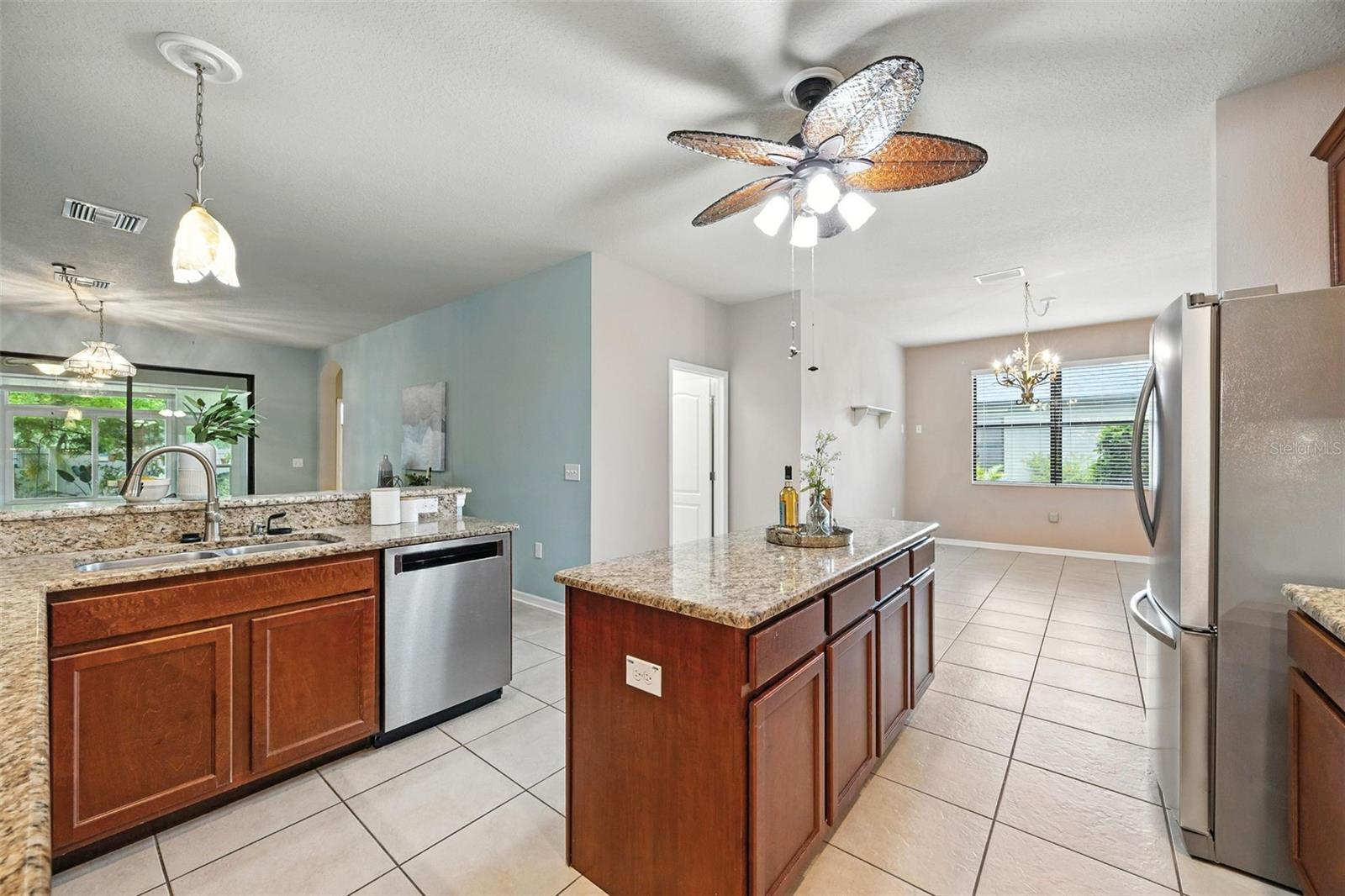 Image 17 of 35 For 5962 Lexington Drive