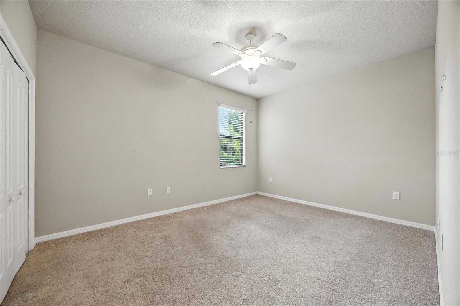 Image 21 of 35 For 5962 Lexington Drive