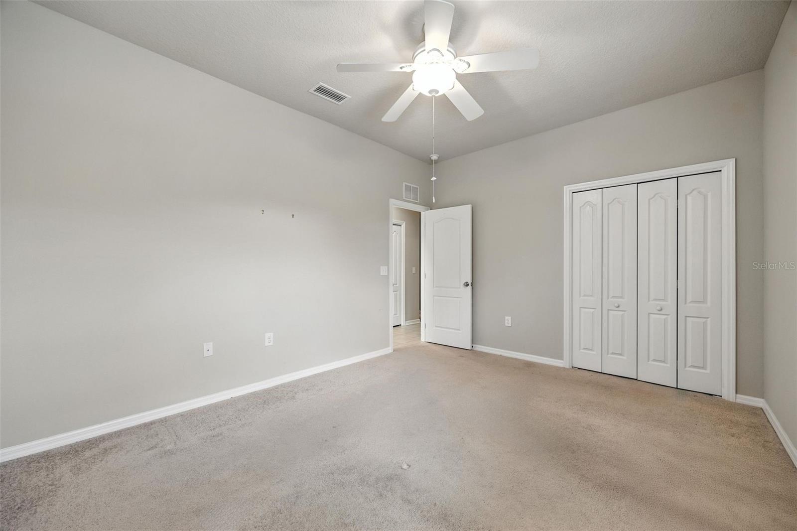 Image 22 of 35 For 5962 Lexington Drive