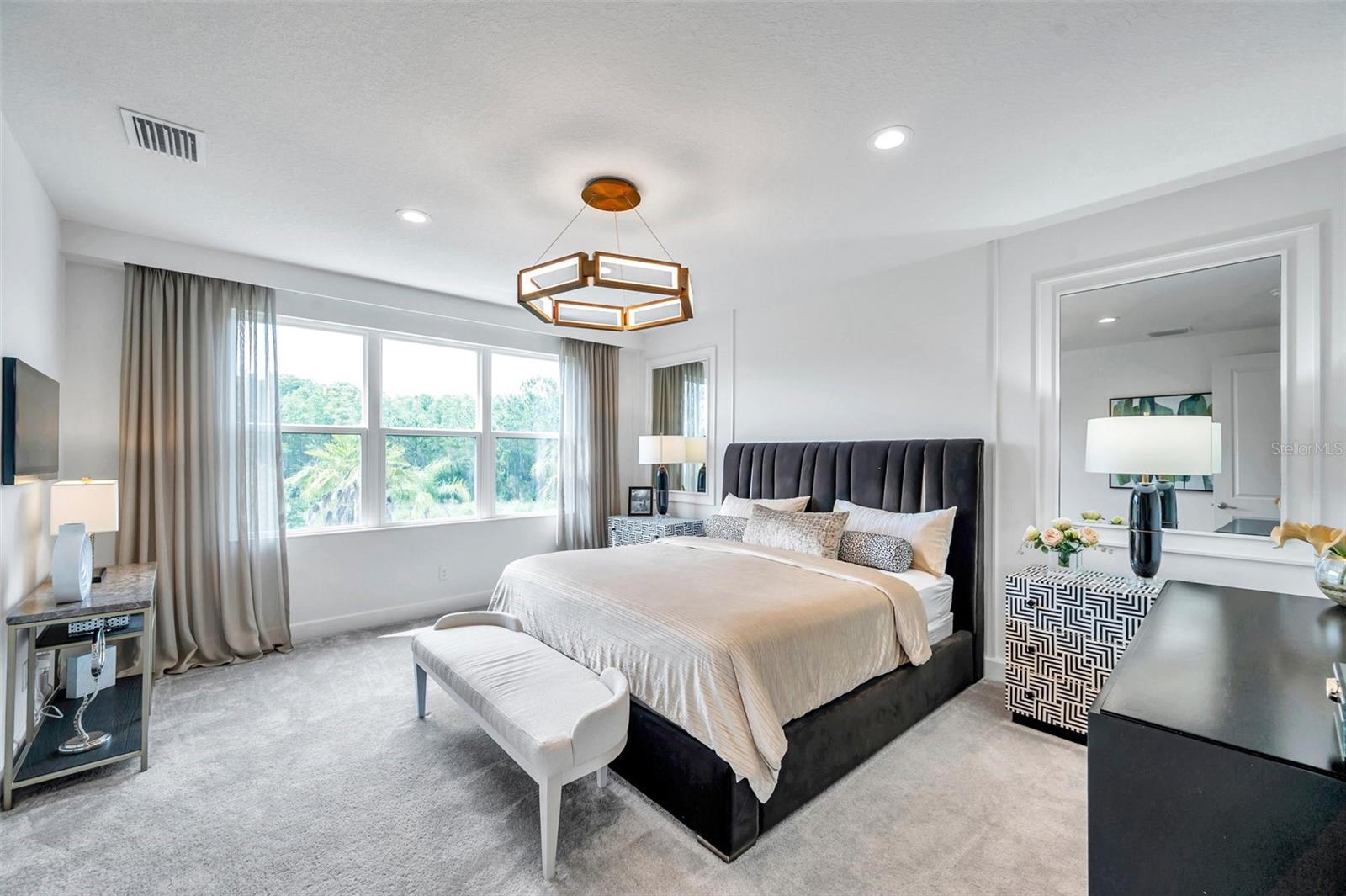 Listing photo id 26 for 32203 Mahogany Valley Drive