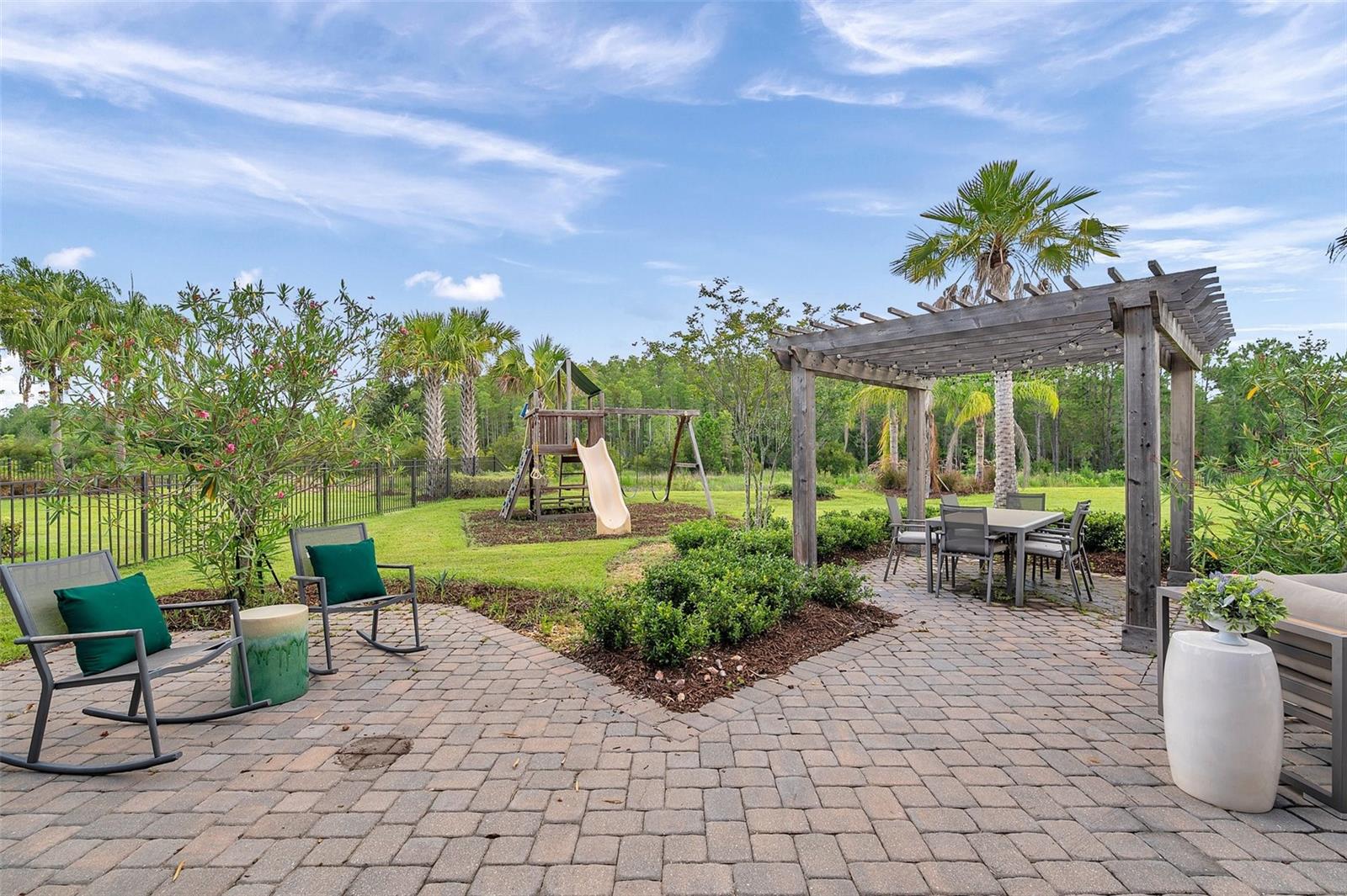 Listing photo id 48 for 32203 Mahogany Valley Drive