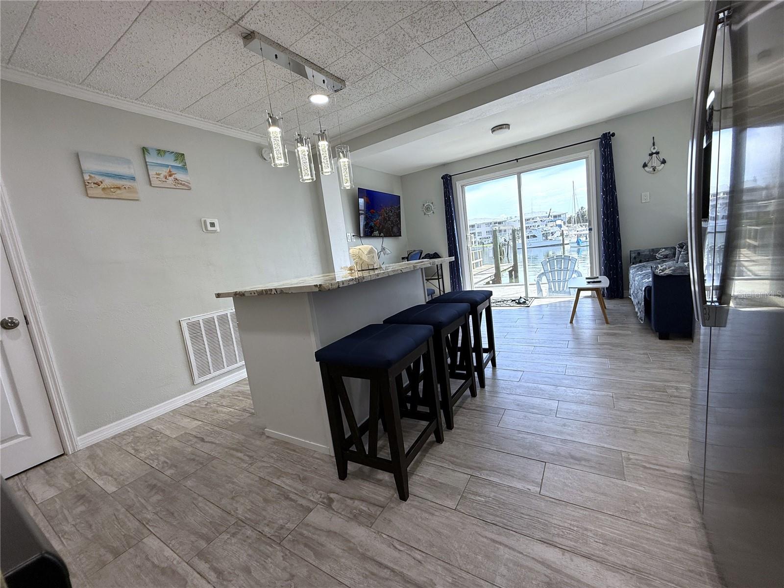 Image 9 of 36 For 13711 Gulf Boulevard 1