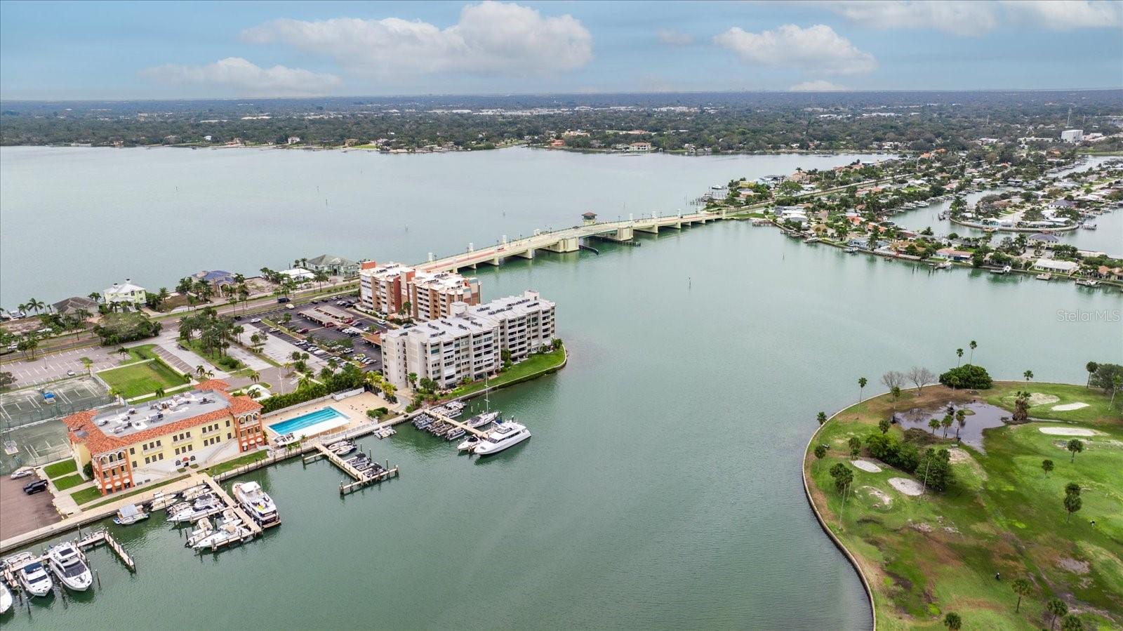 Image 37 of 43 For 450 Treasure Isle Causeway  411