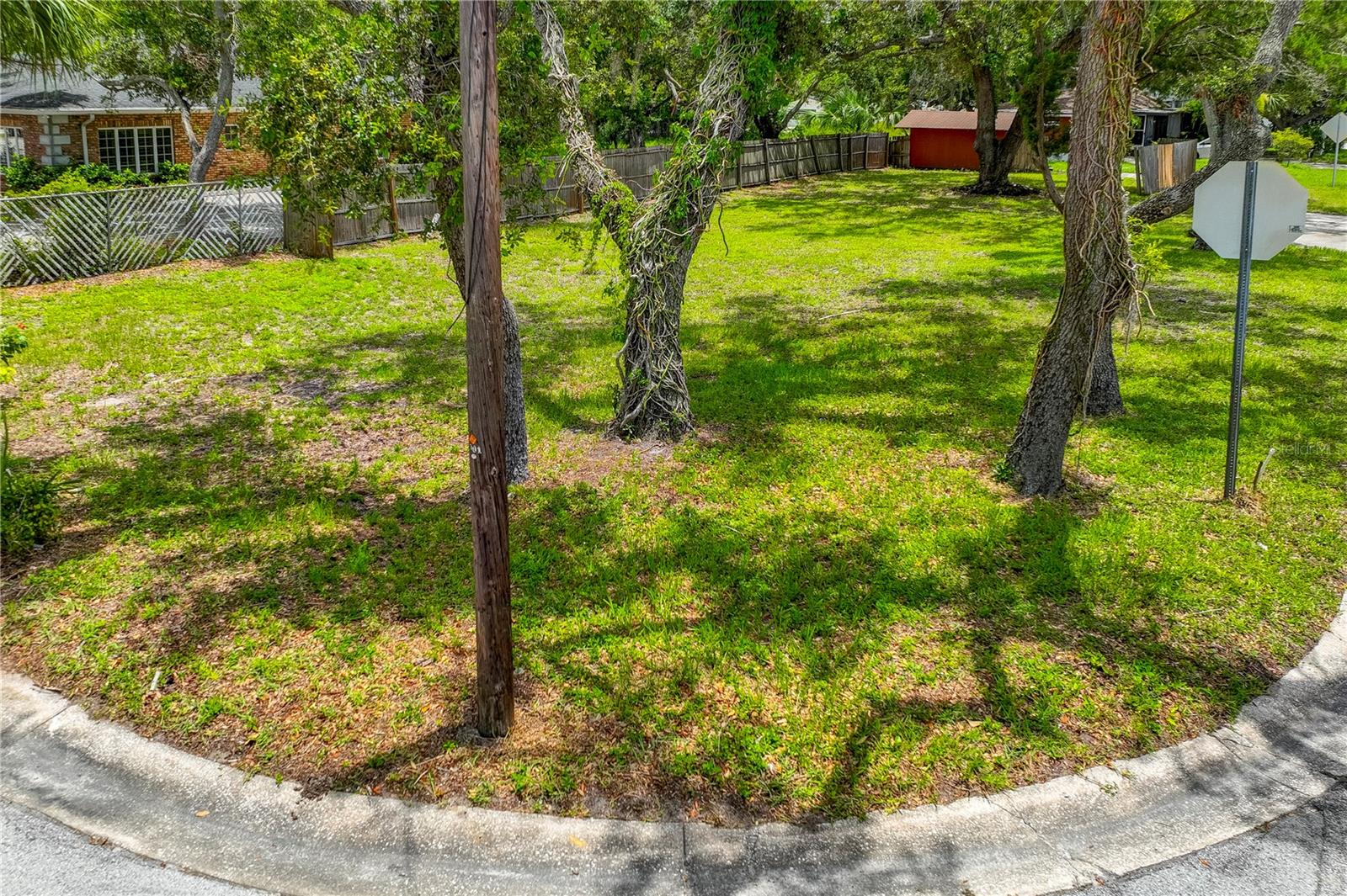 Image 4 of 7 For 1001 Pinellas Street