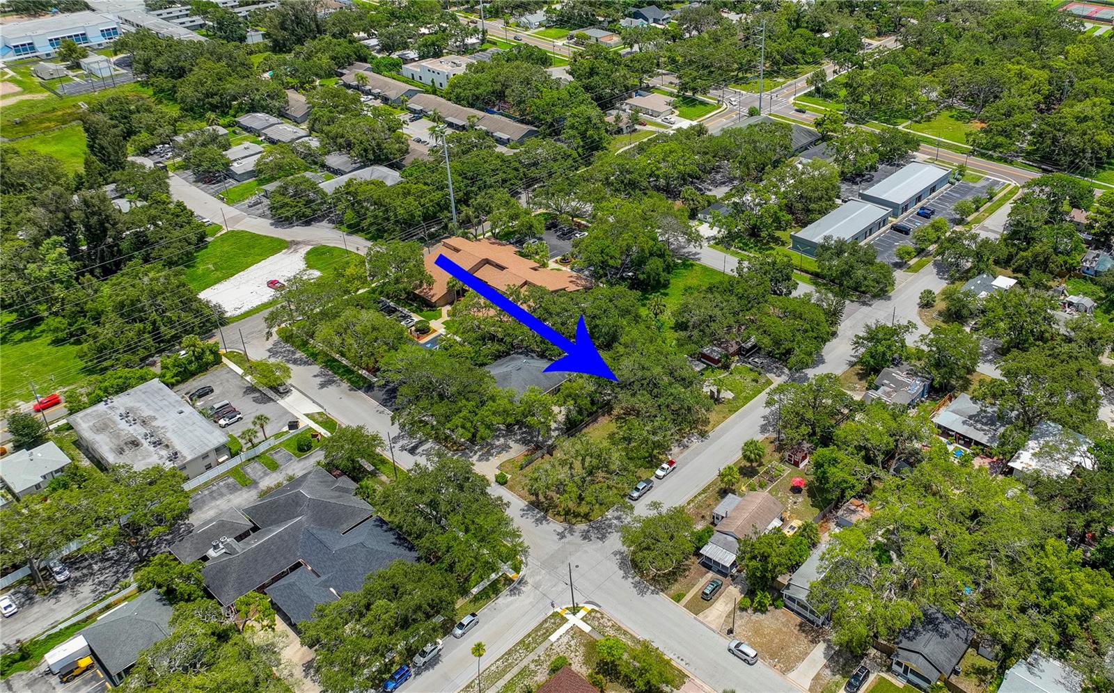 Image 6 of 7 For 1001 Pinellas Street