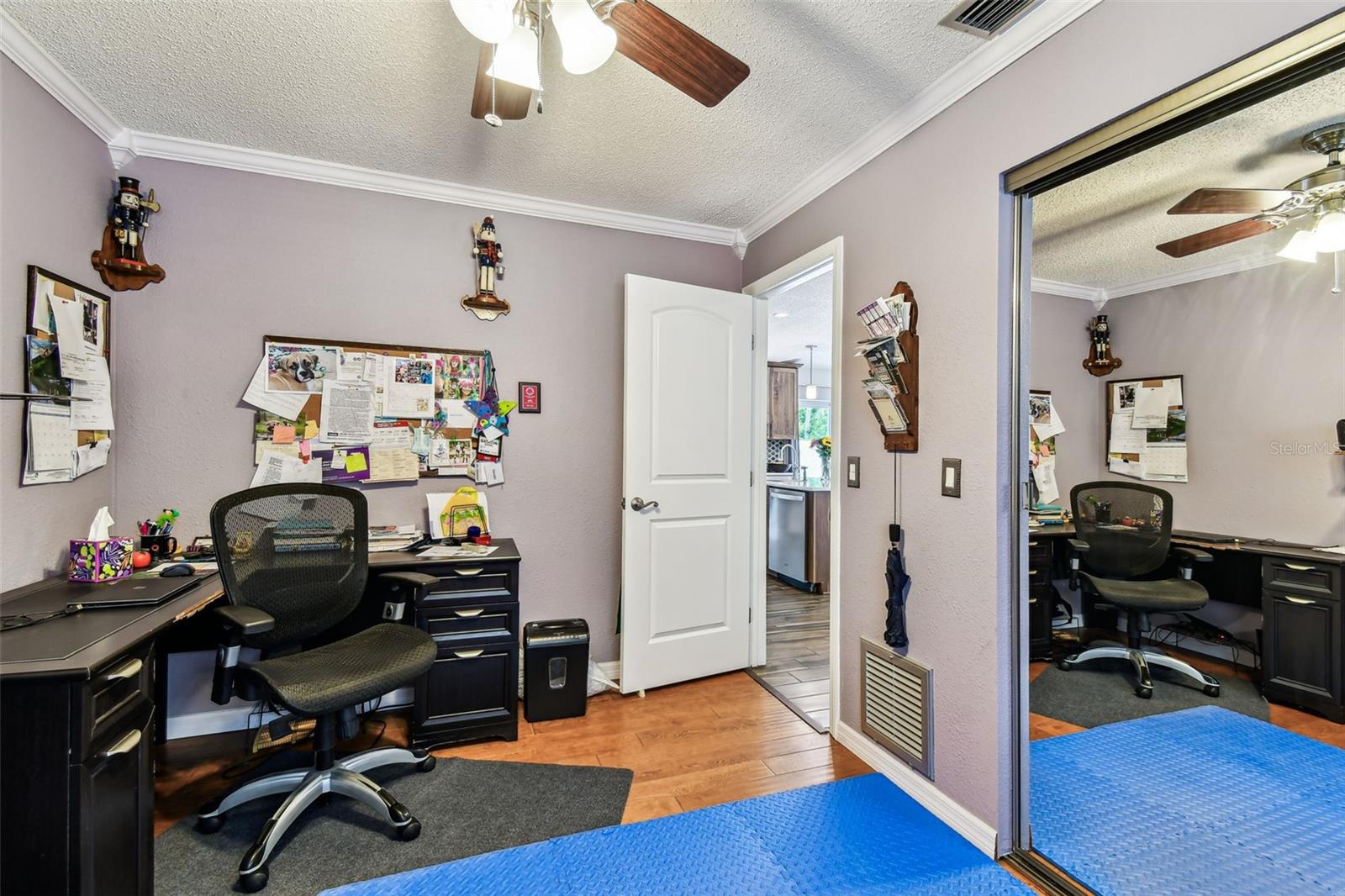 Image 16 of 31 For 12476 81st Ct