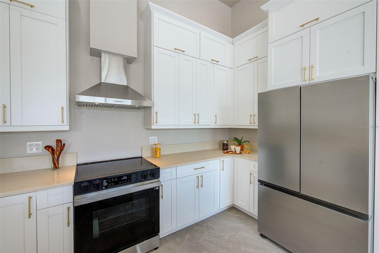 Image 10 of 29 For 5253 Boardwalk Street