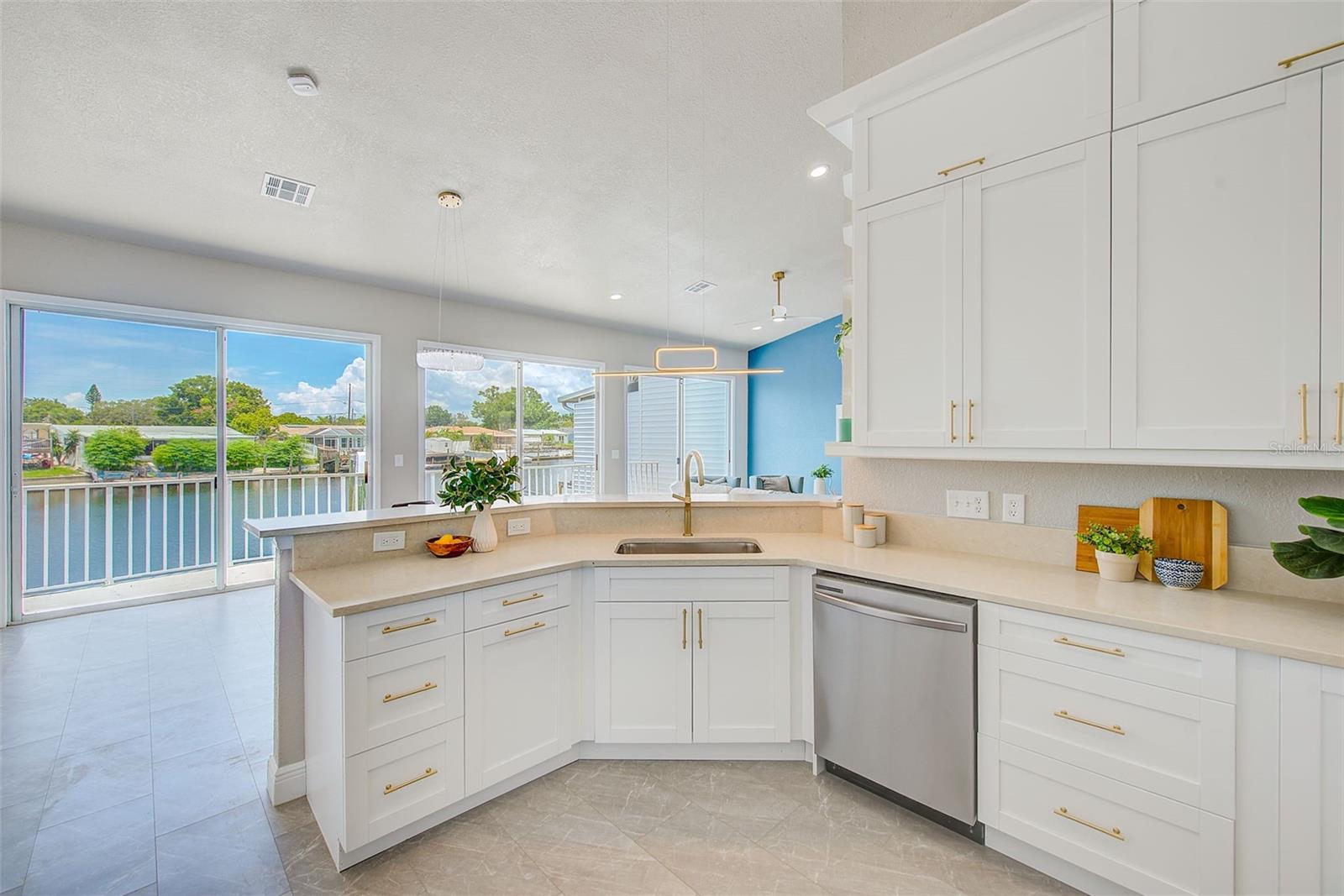 Image 11 of 29 For 5253 Boardwalk Street