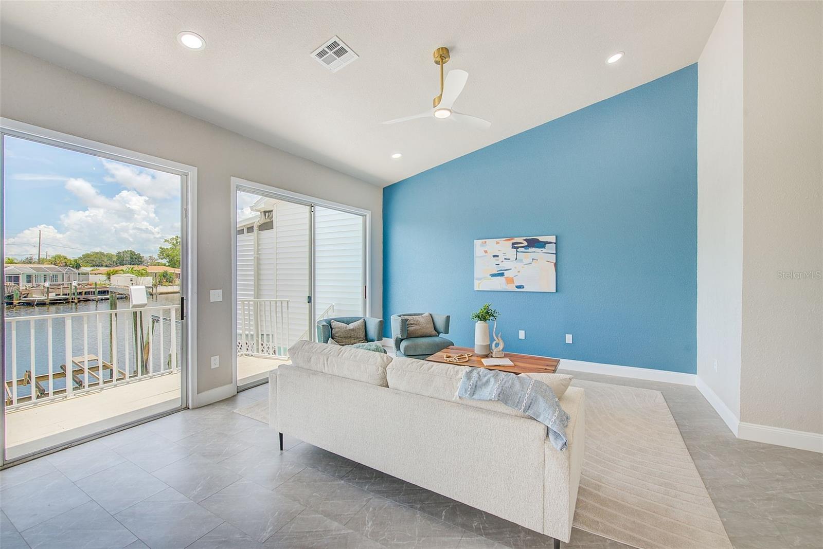 Image 6 of 29 For 5253 Boardwalk Street