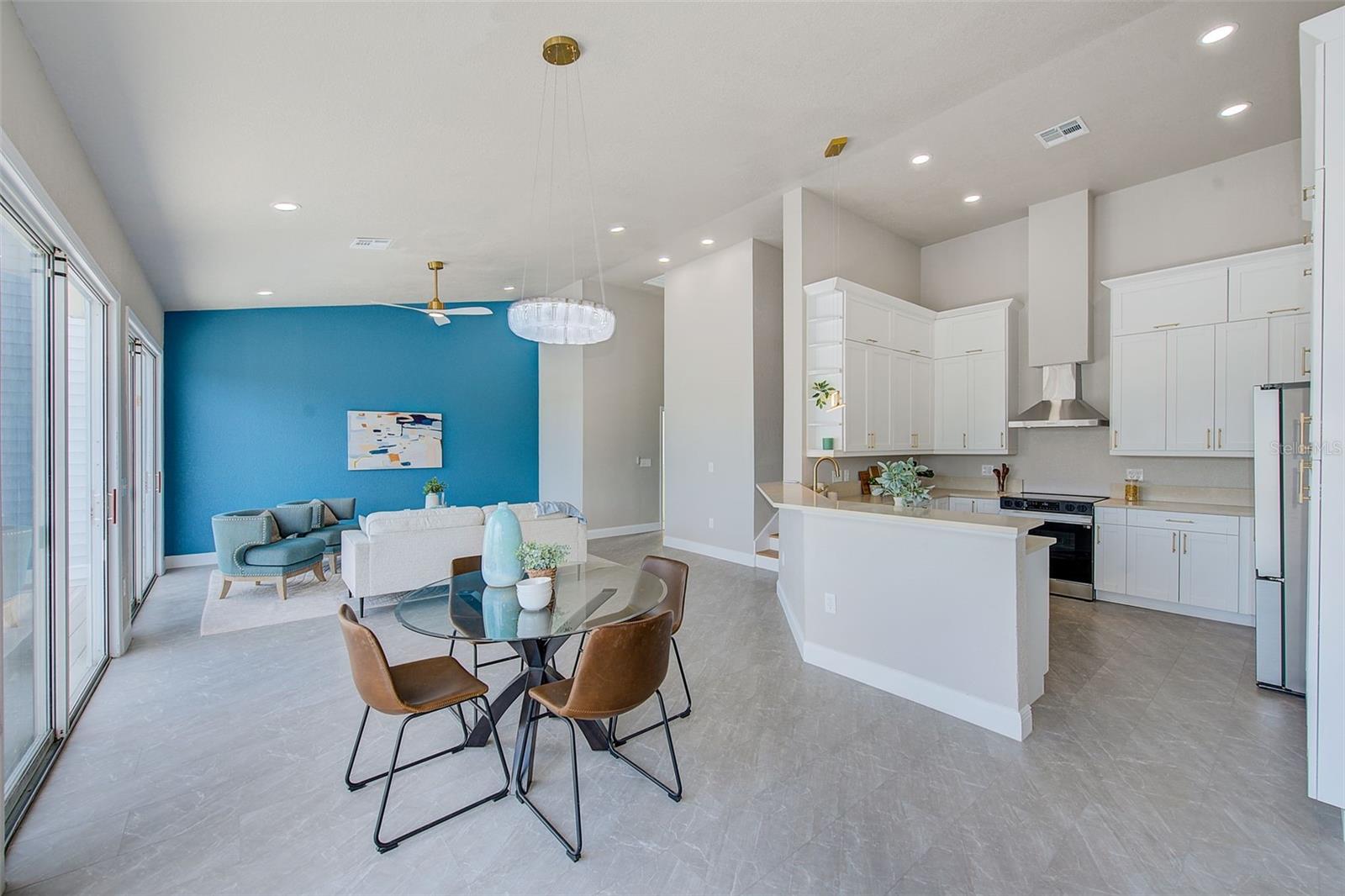 Image 7 of 29 For 5253 Boardwalk Street