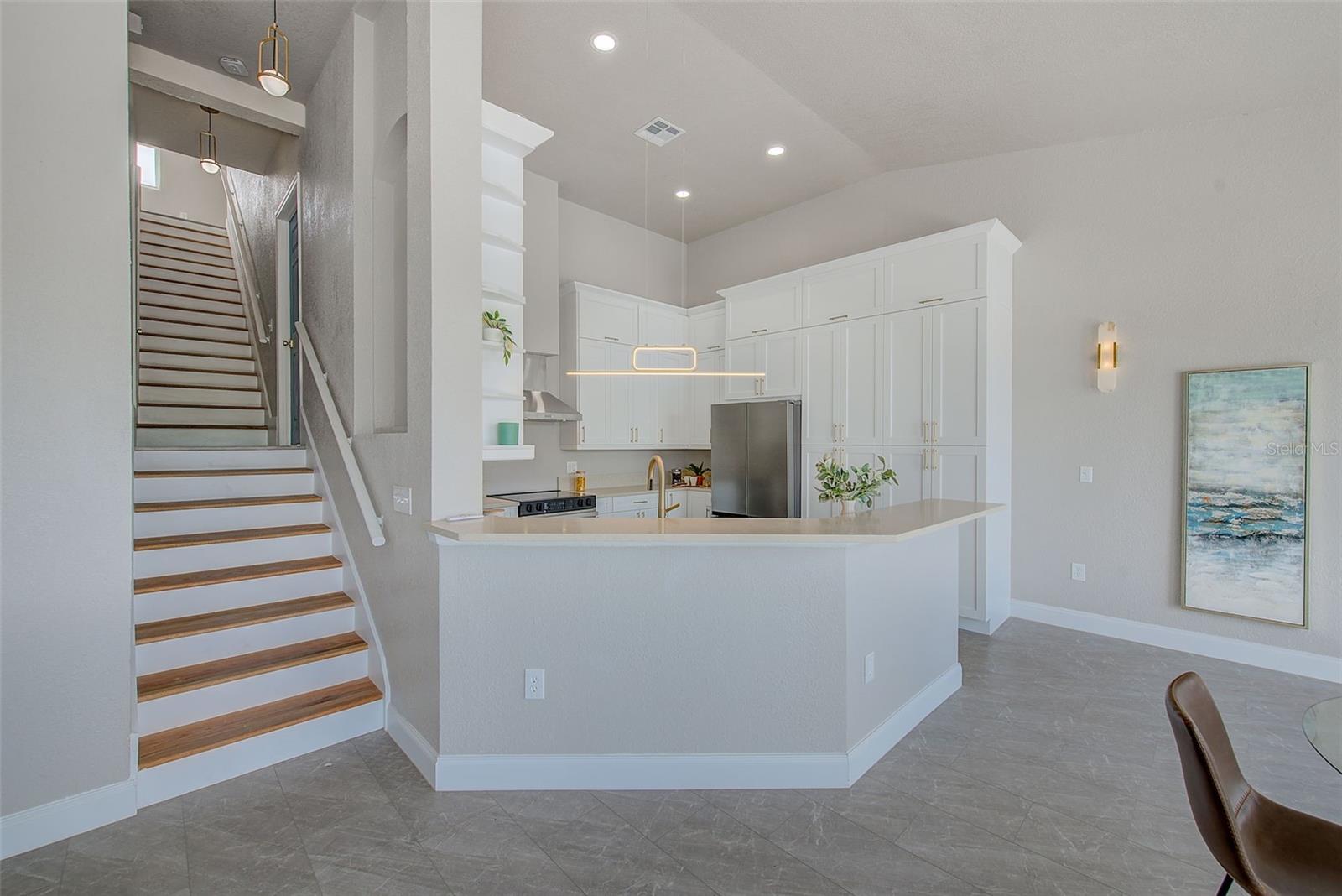 Image 8 of 29 For 5253 Boardwalk Street