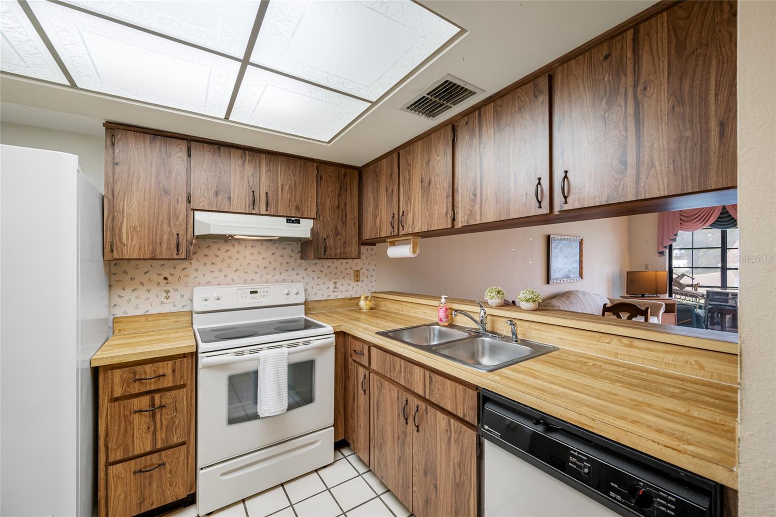 Image 13 of 43 For 2131 Ridge Road S 19