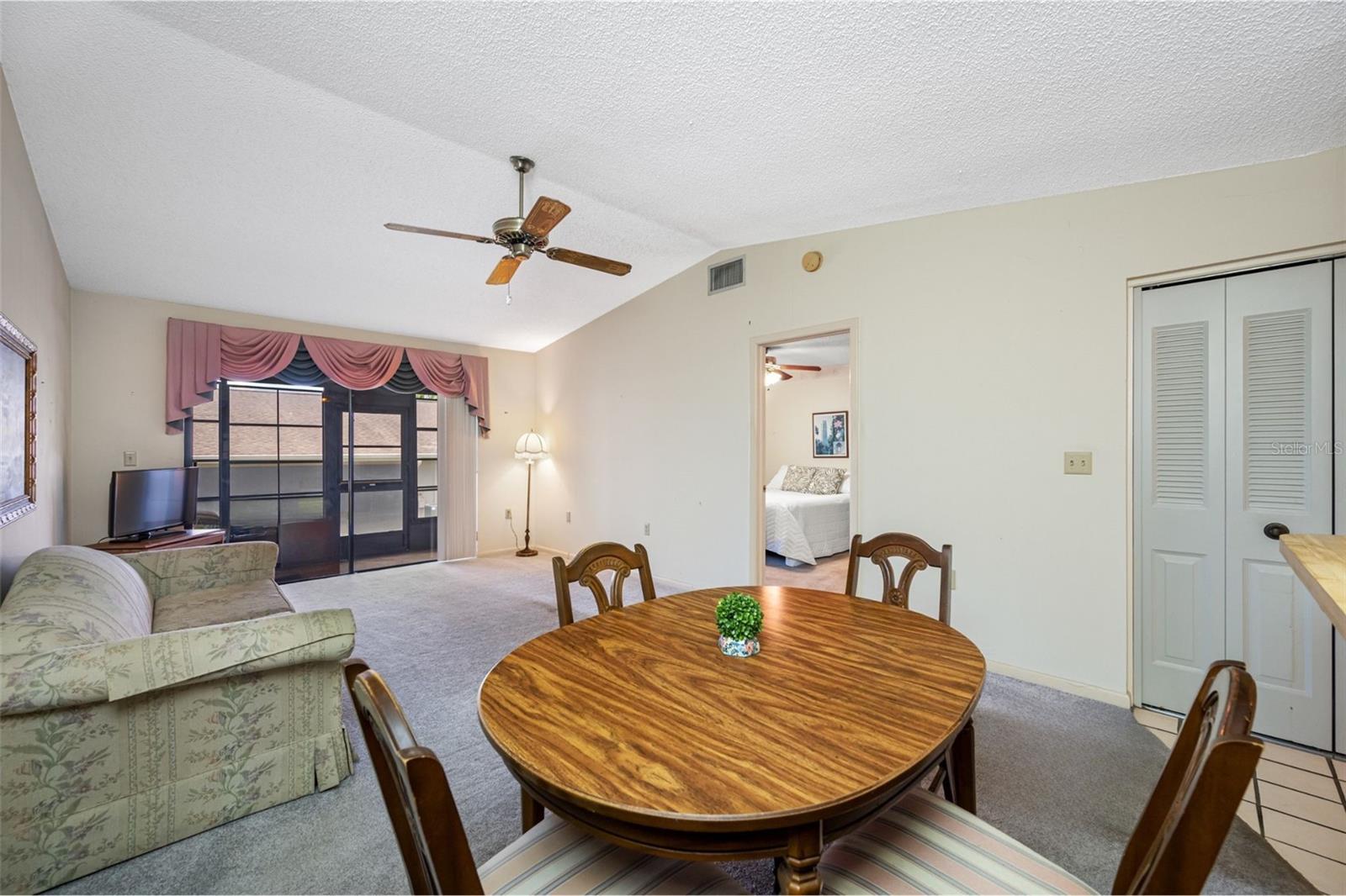 Image 17 of 43 For 2131 Ridge Road S 19