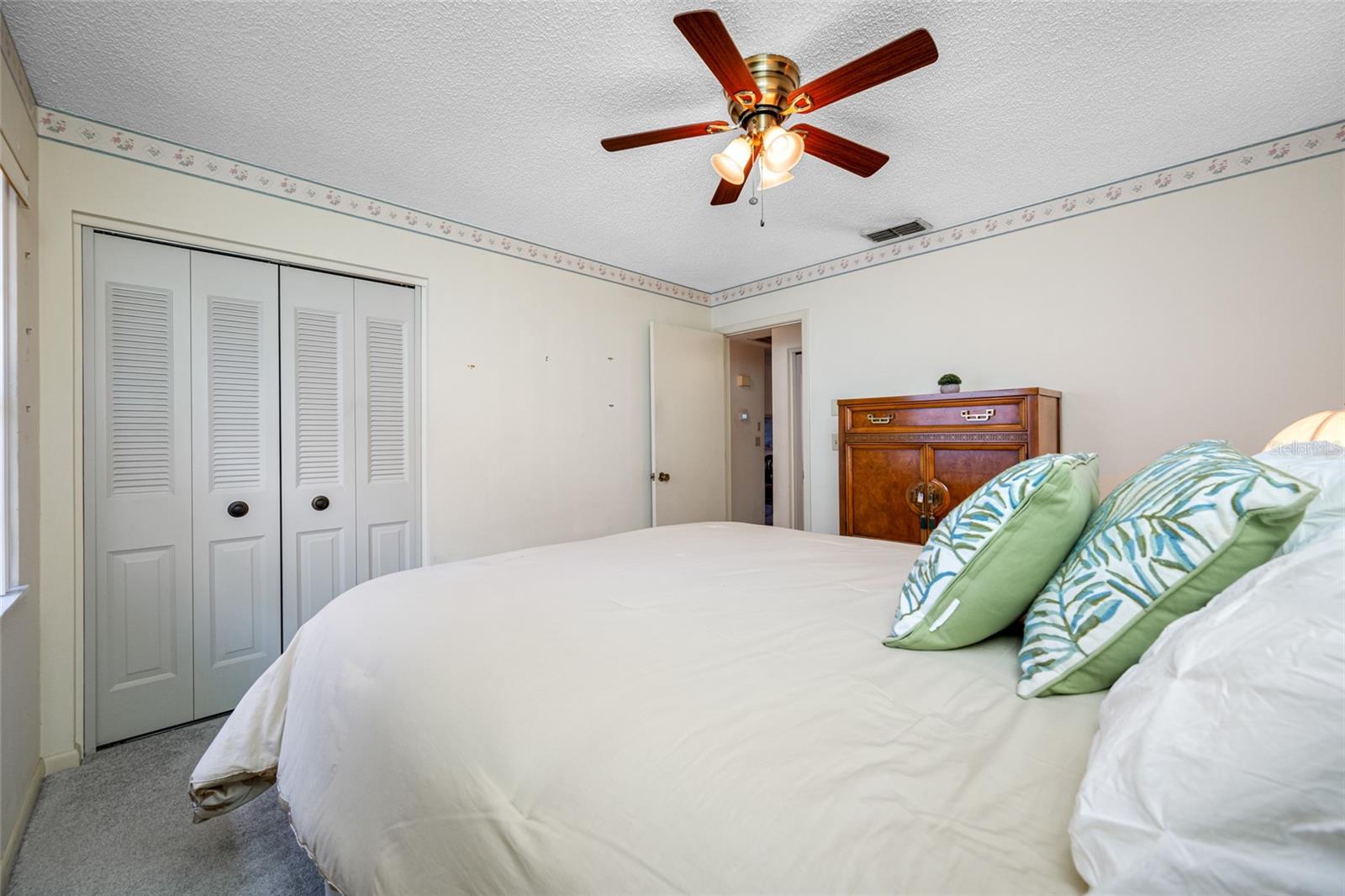 Image 30 of 43 For 2131 Ridge Road S 19