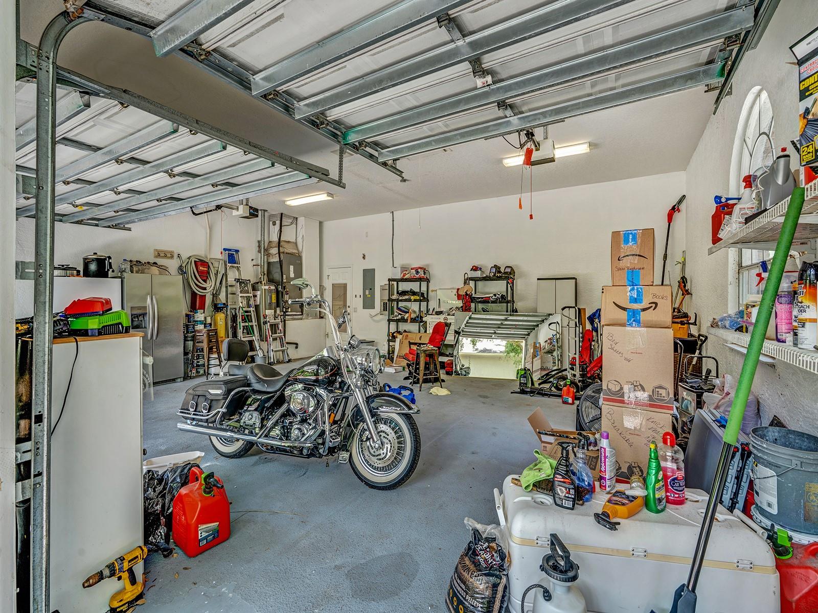Image 15 of 75 For 8711 Crescent Forest Boulevard