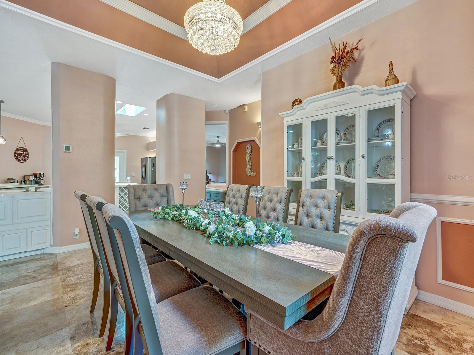 Image 34 of 75 For 8711 Crescent Forest Boulevard