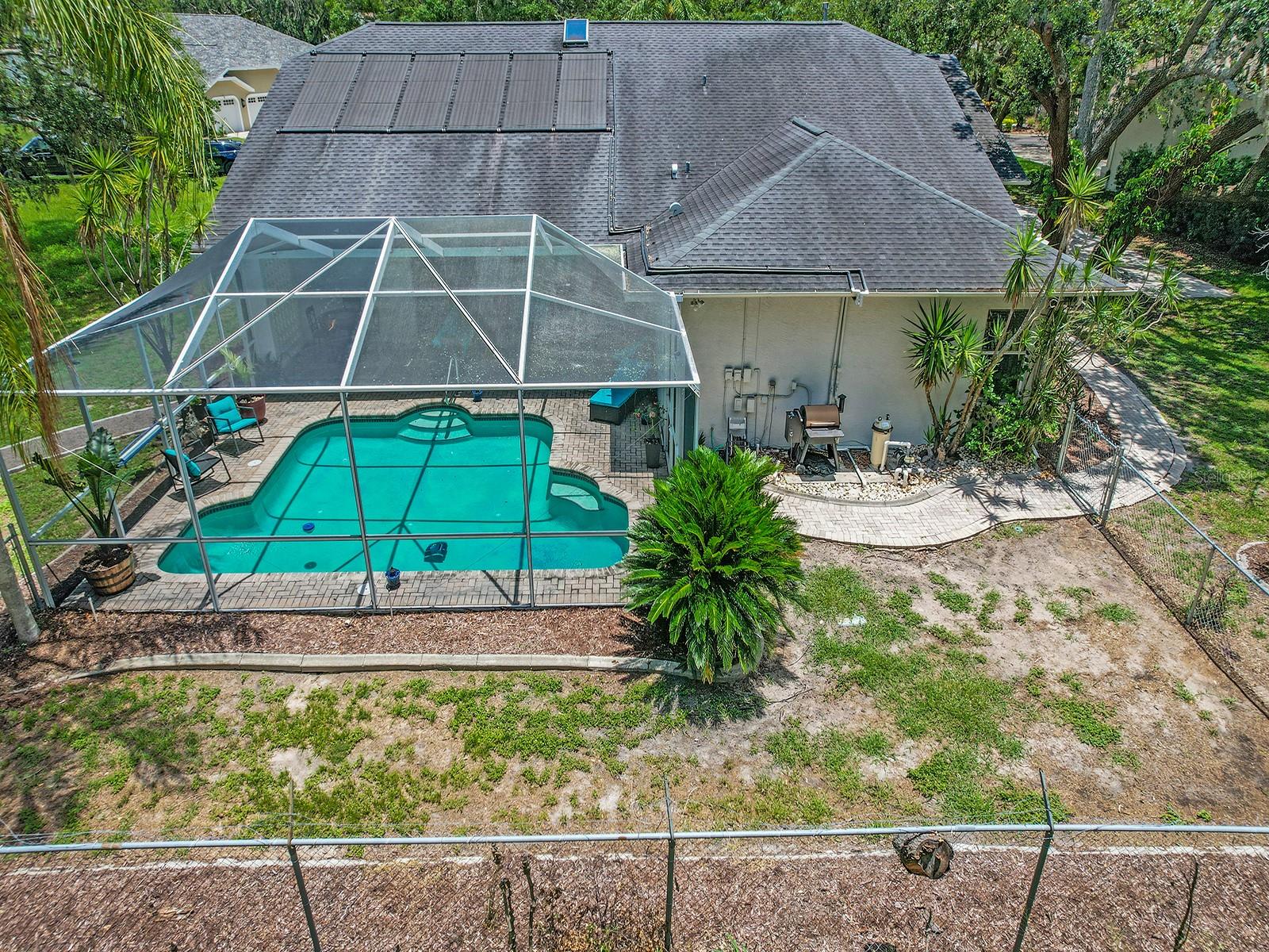 Image 9 of 75 For 8711 Crescent Forest Boulevard