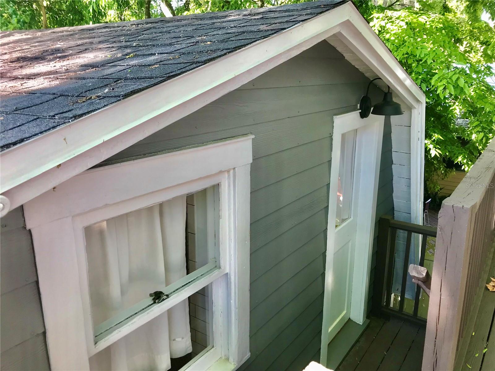 Listing photo id 4 for 1111 Patterson Street