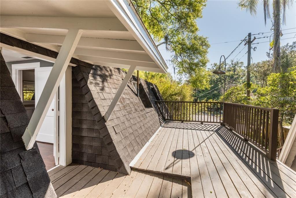 Listing photo id 5 for 1111 Patterson Street