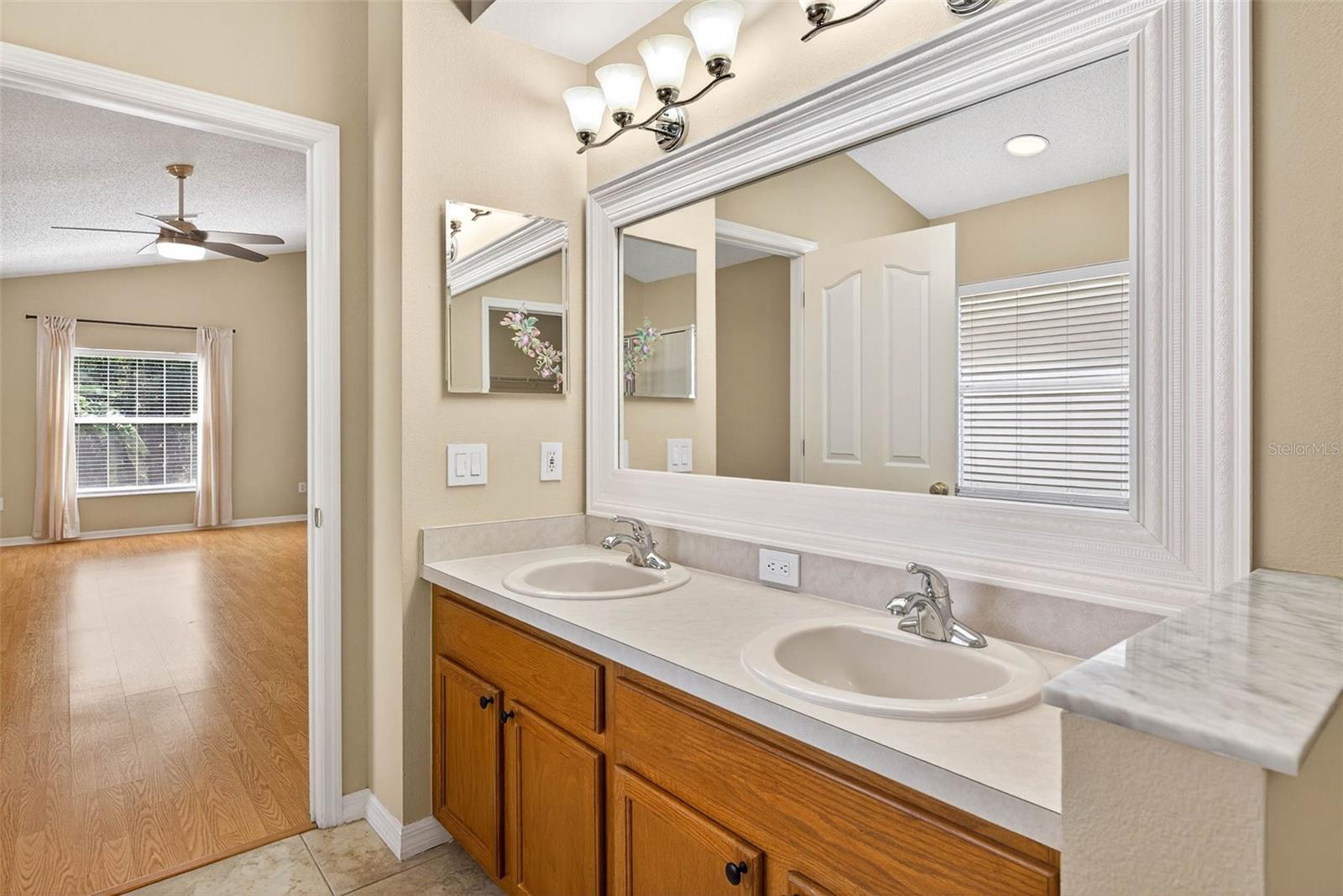 Image 20 of 37 For 13411 Staghorn Road