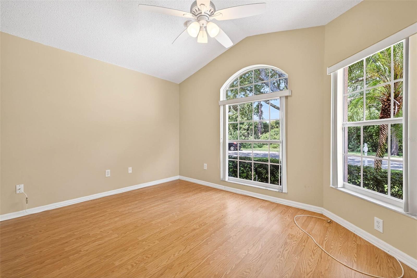 Image 28 of 37 For 13411 Staghorn Road