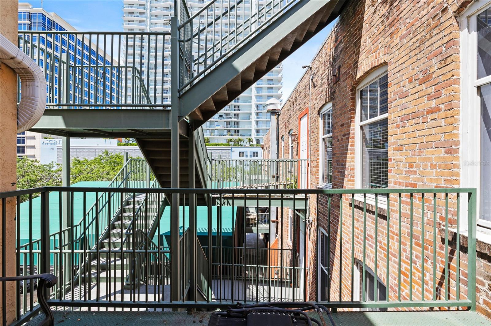 Image 15 of 28 For 215 Central Avenue 4f