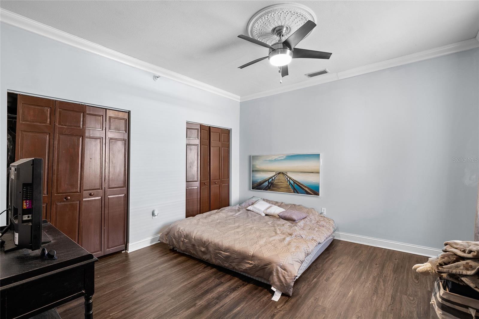 Image 17 of 28 For 215 Central Avenue 4f