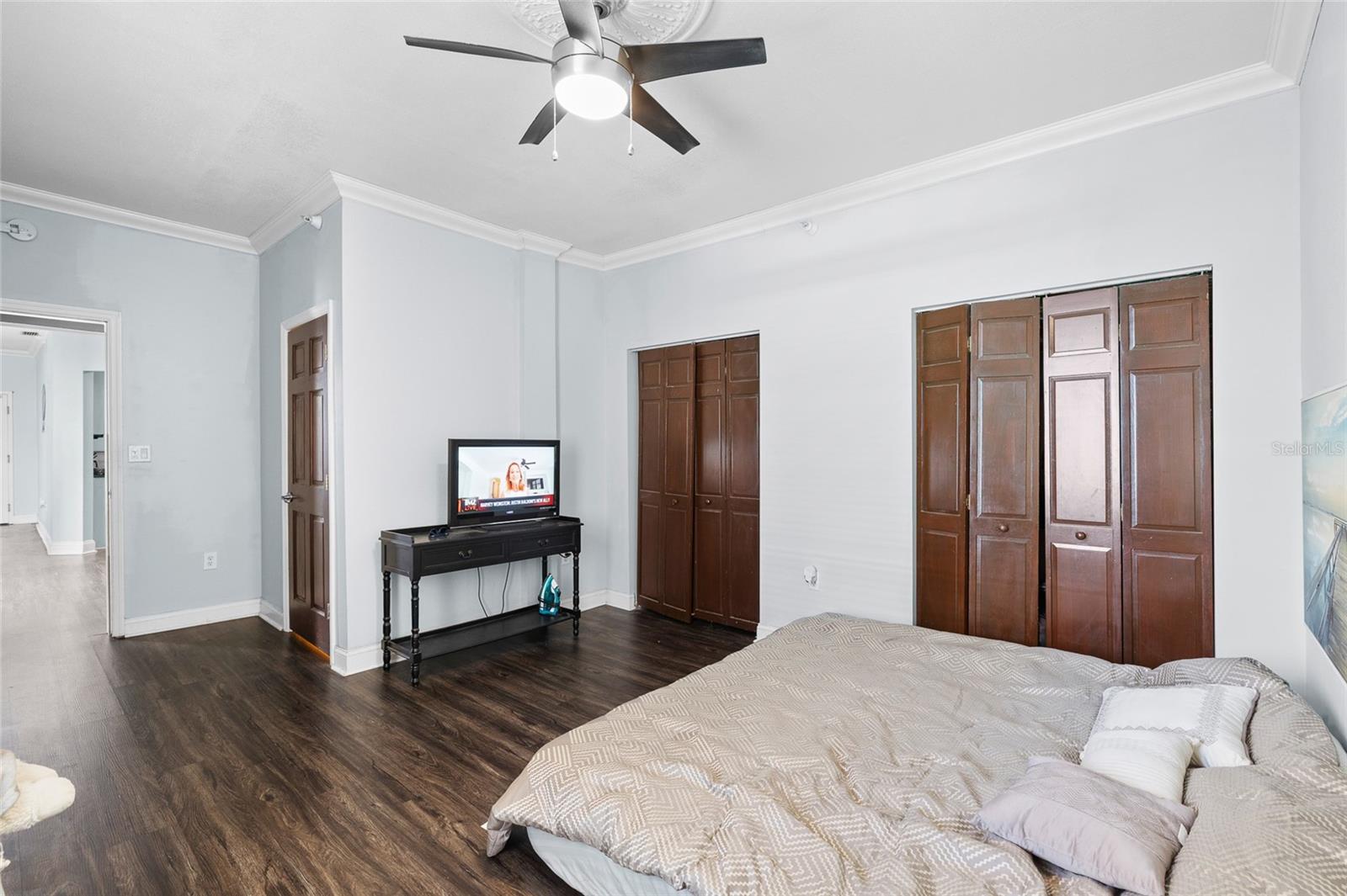 Image 18 of 28 For 215 Central Avenue 4f