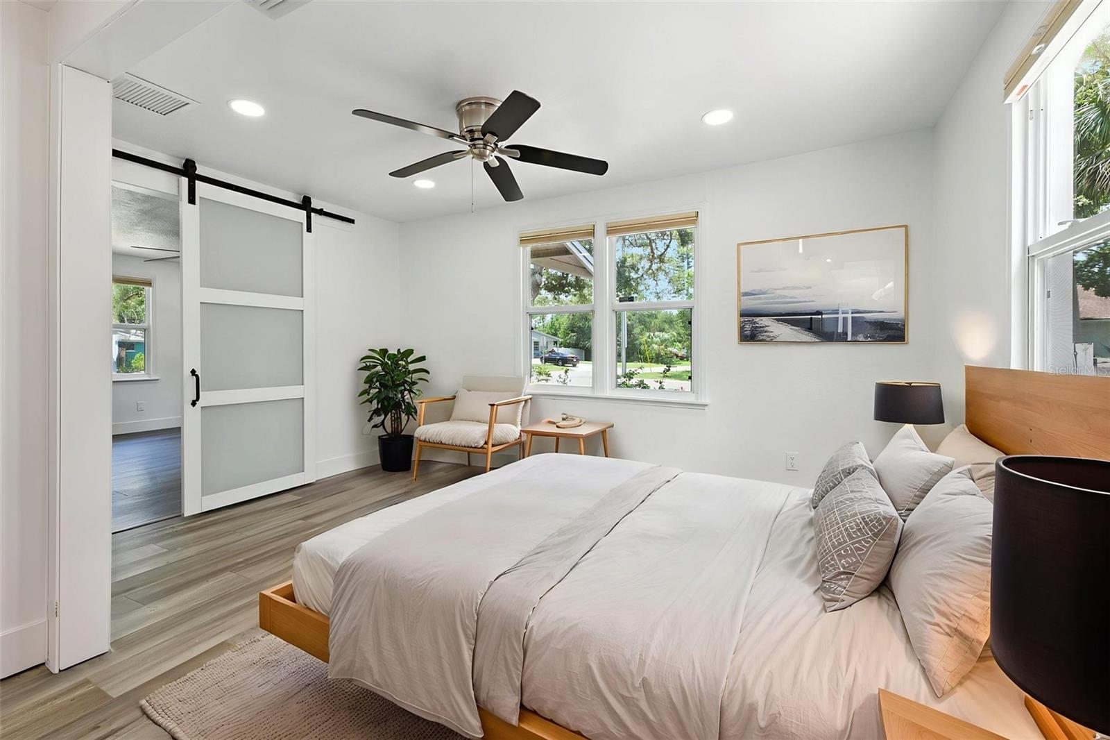 Image 15 of 27 For 6301 Hobson Street Ne