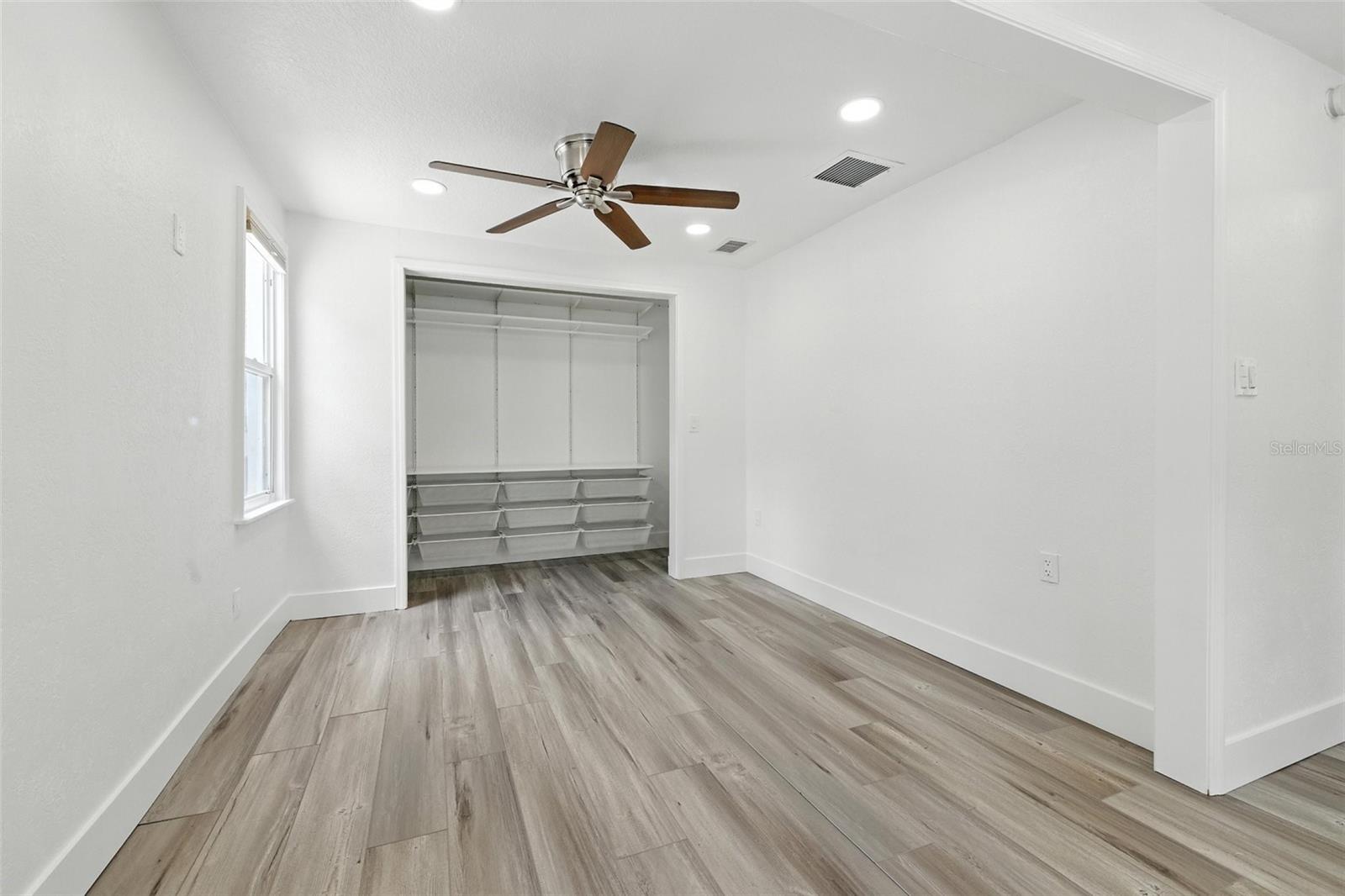 Image 16 of 27 For 6301 Hobson Street Ne