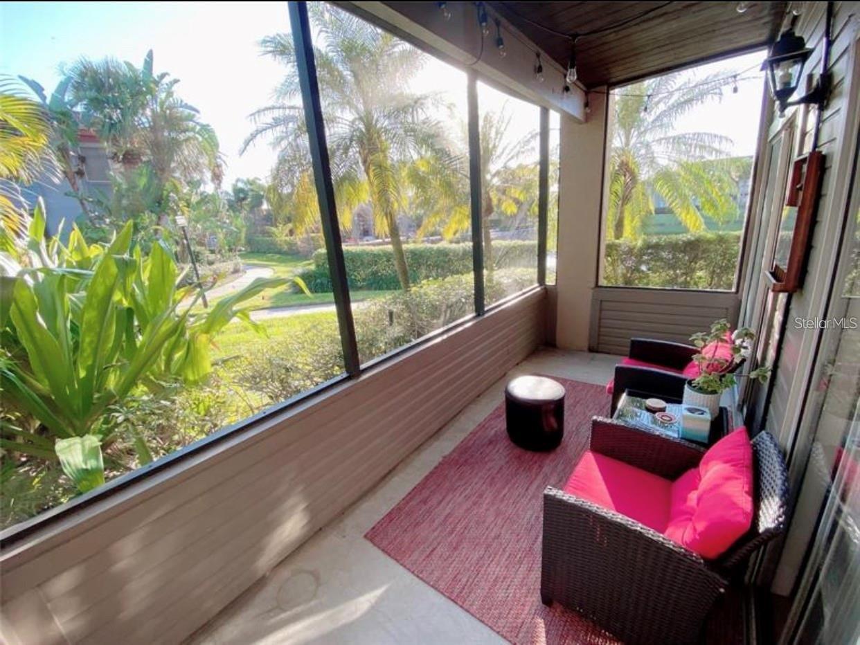 Image 13 of 18 For 10263 Gandy Boulevard N 213