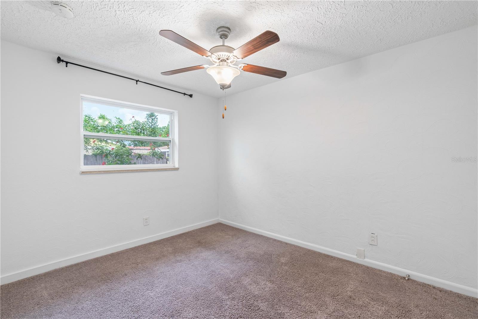 Image 17 of 32 For 3909 Lemon Street