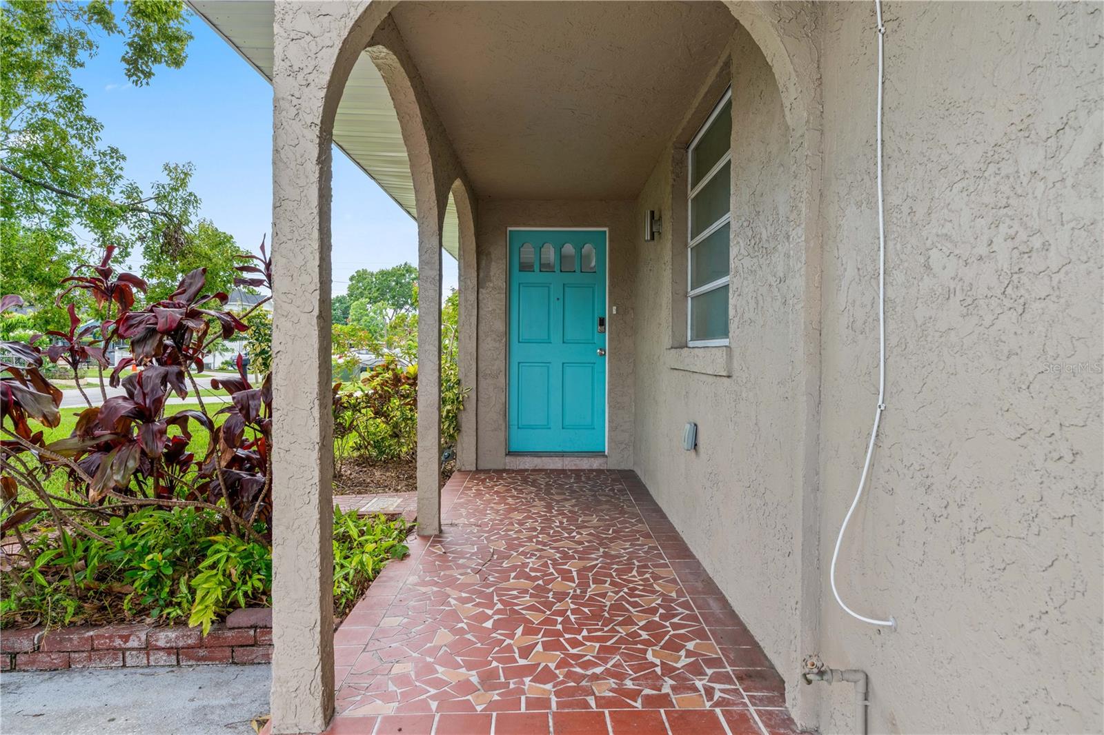 Image 2 of 32 For 3909 Lemon Street