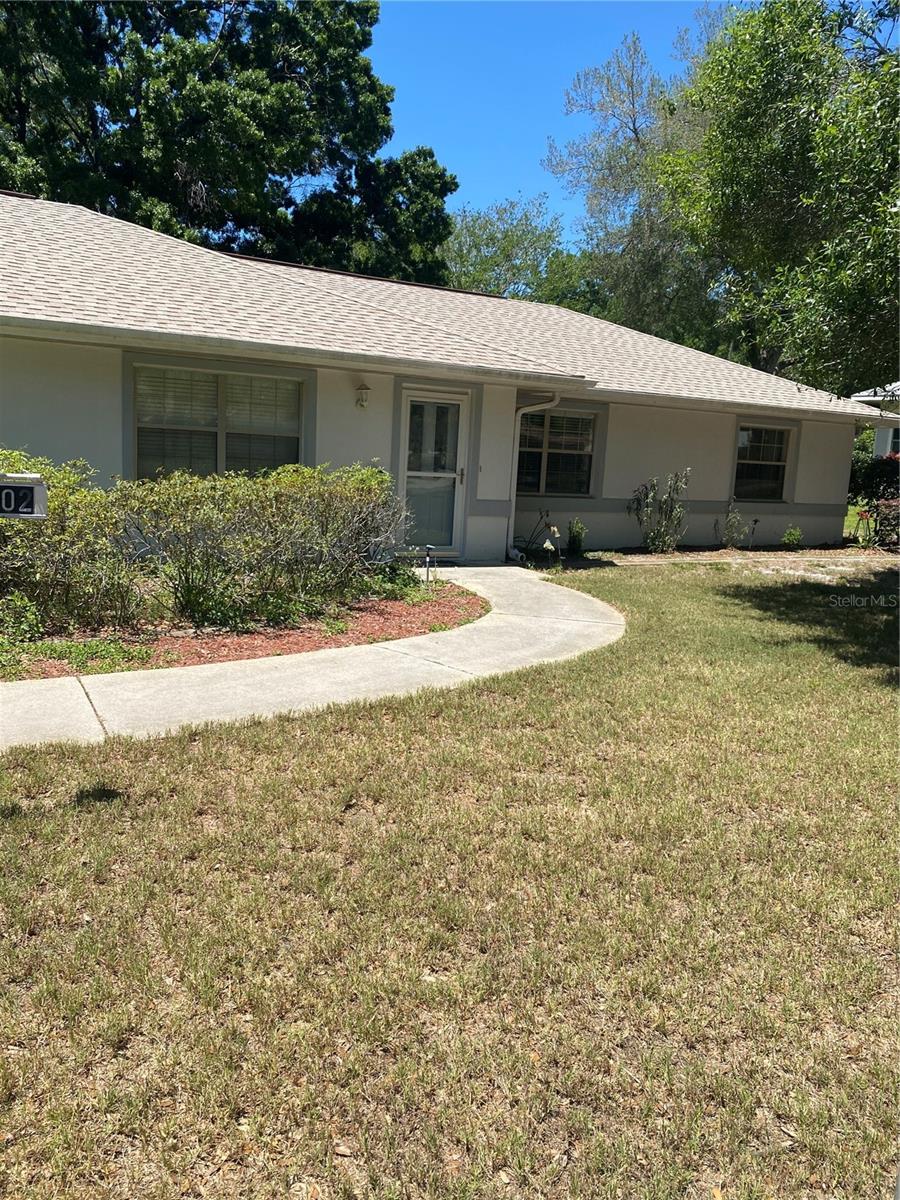 Image 2 of 13 For 8902 191st Circle
