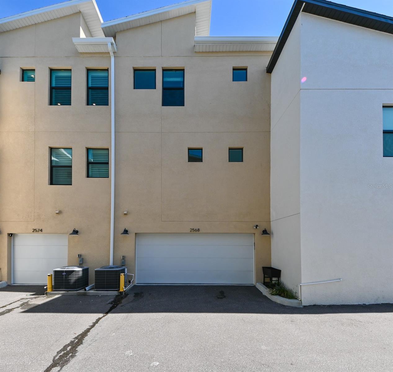 Image 3 of 28 For 2568 13th Avenue N 2568