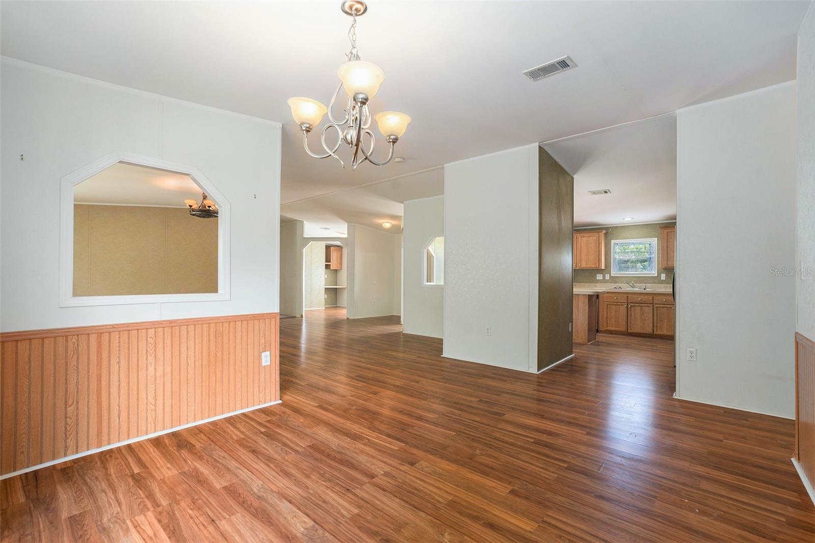 Image 10 of 31 For 7213 Orchard Drive