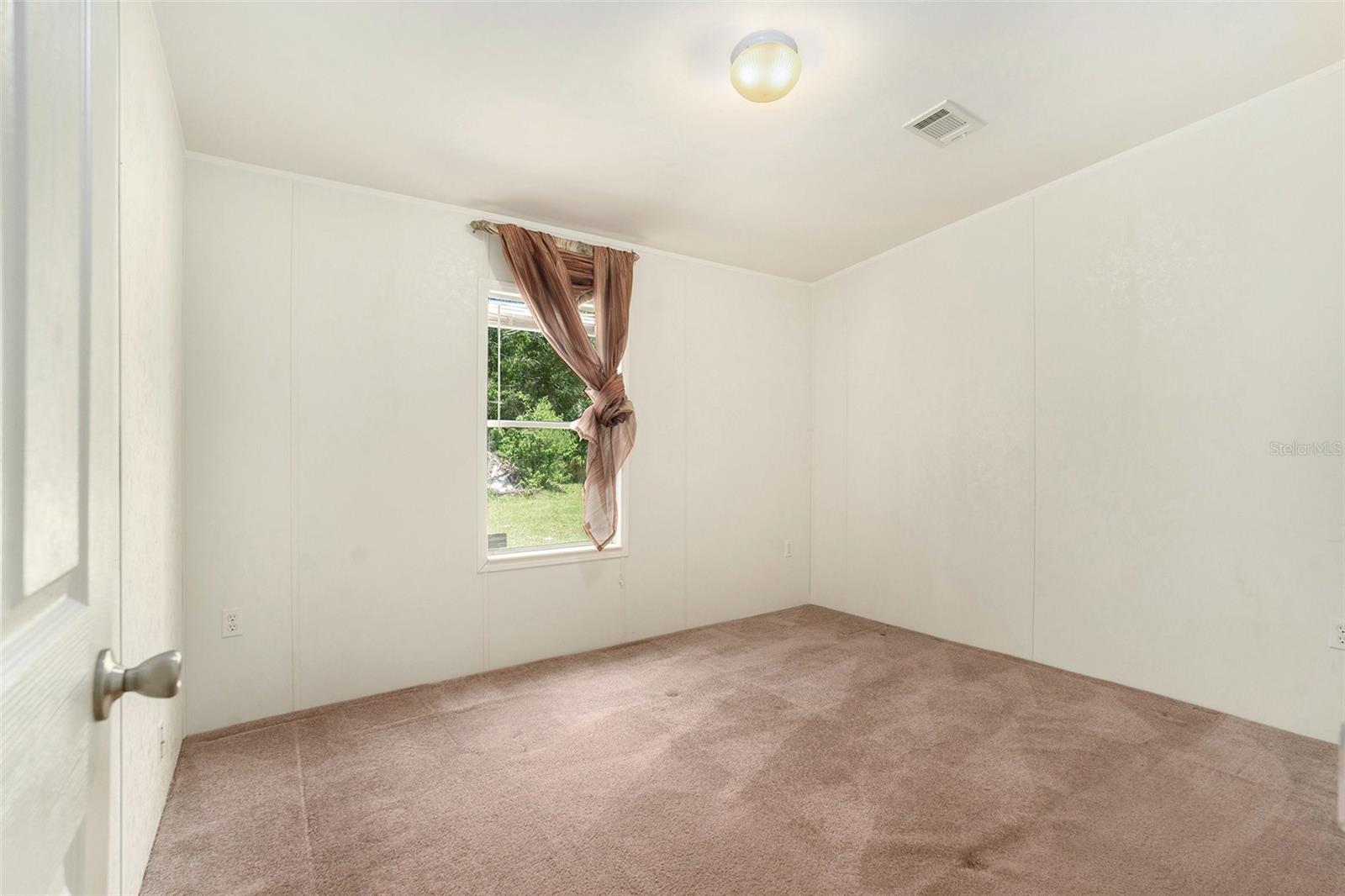 Image 20 of 31 For 7213 Orchard Drive