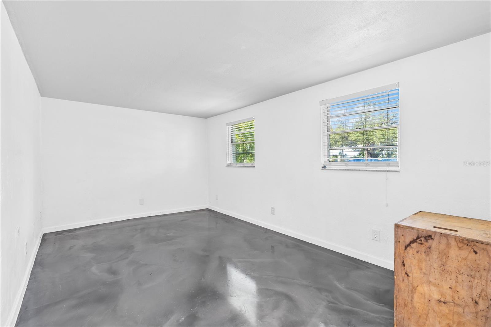 Image 7 of 26 For 4034 S Westshore Blvd