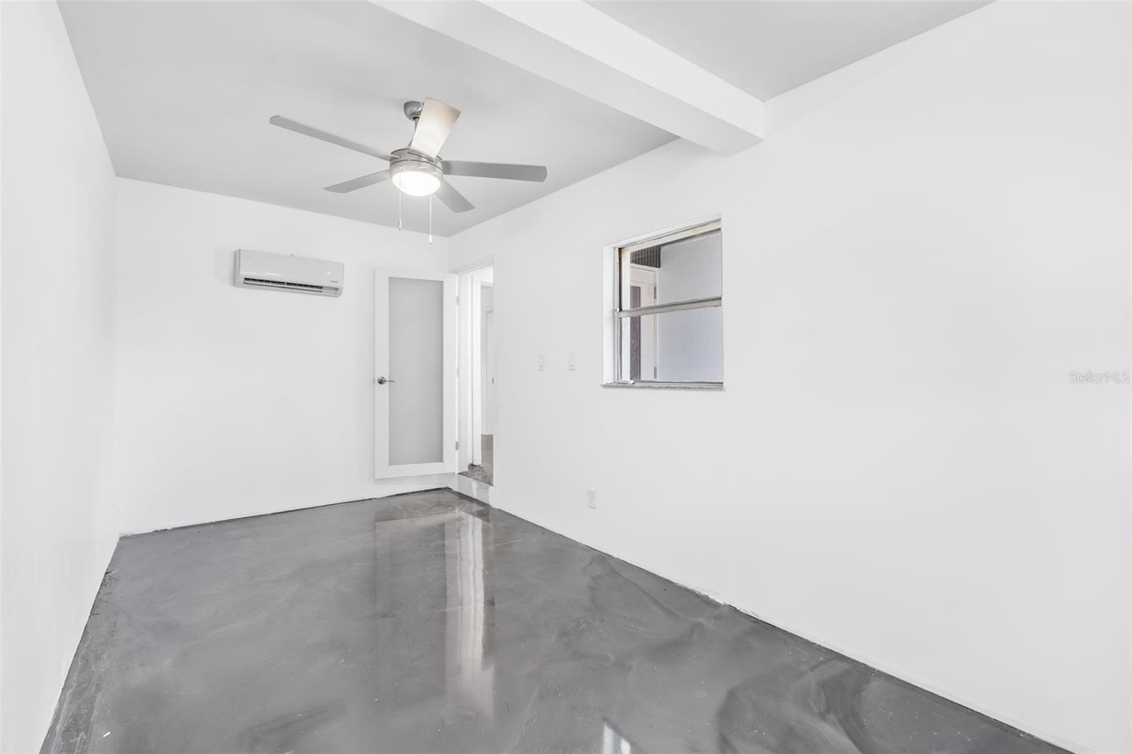 Image 9 of 26 For 4034 S Westshore Blvd