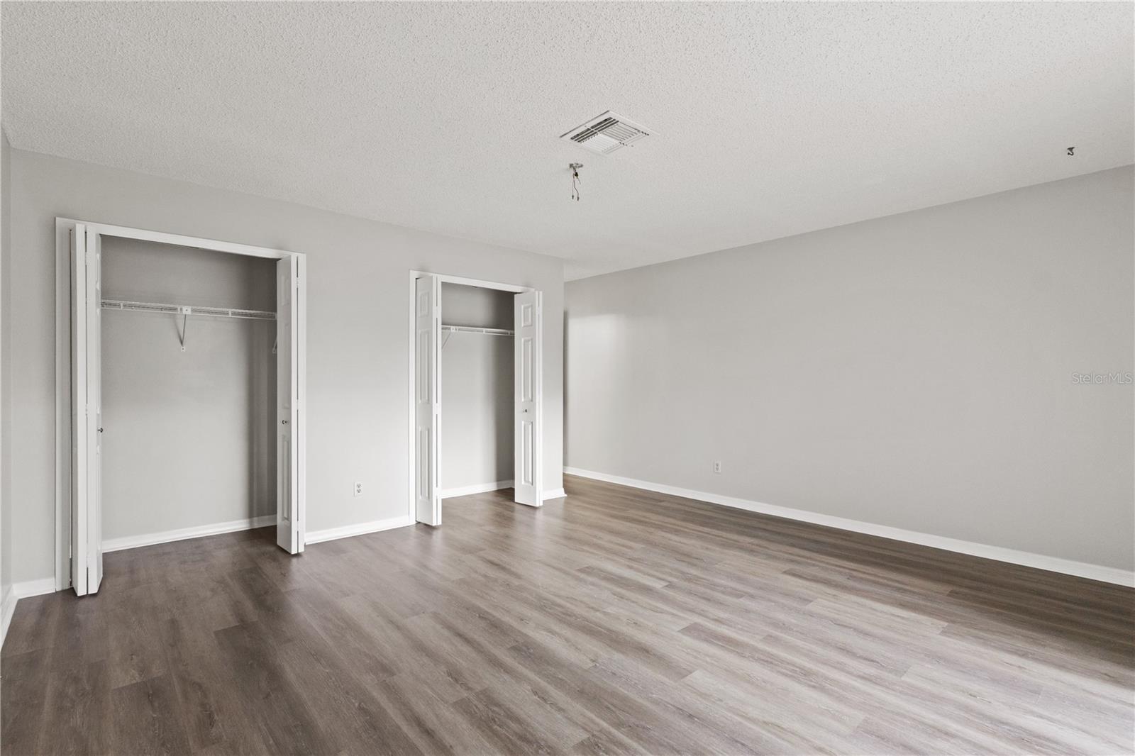 Image 13 of 32 For 1306 Idlewood Drive 53