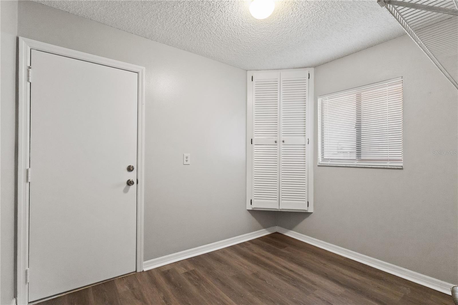 Image 20 of 32 For 1306 Idlewood Drive 53