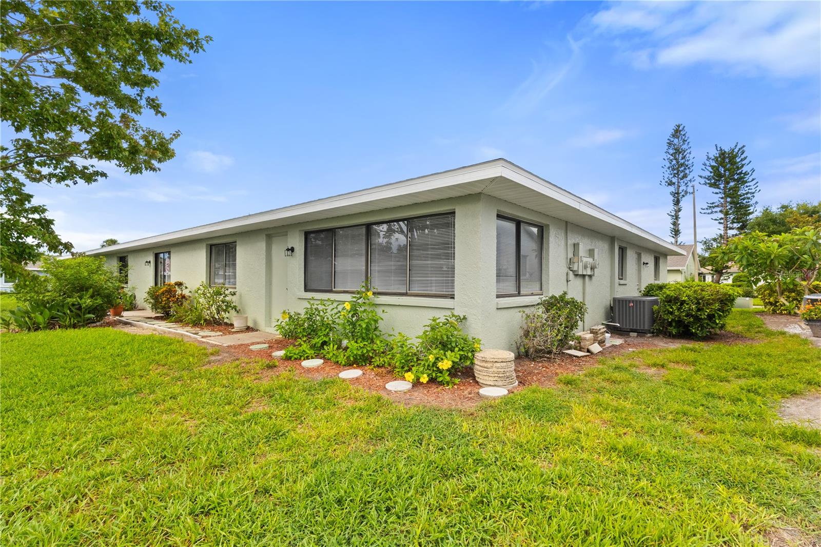 Image 22 of 32 For 1306 Idlewood Drive 53