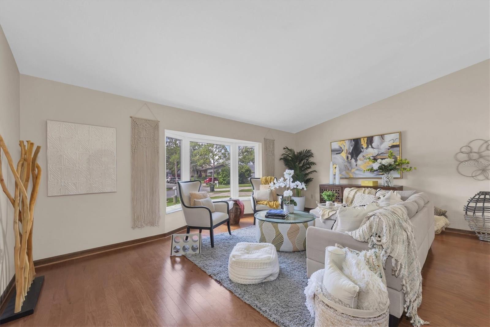 Image 3 of 50 For 2174 Kent Avenue