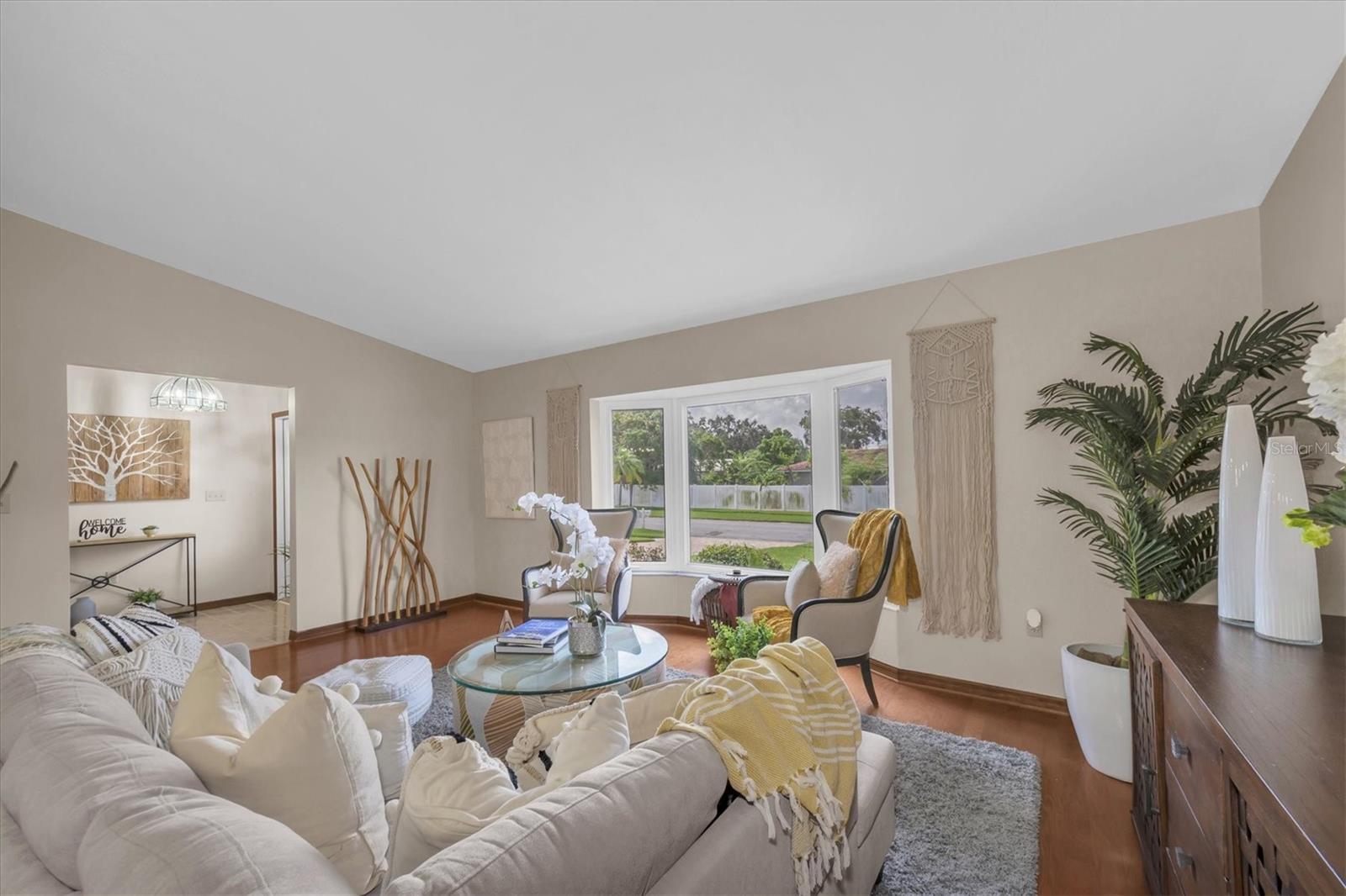 Image 6 of 50 For 2174 Kent Avenue