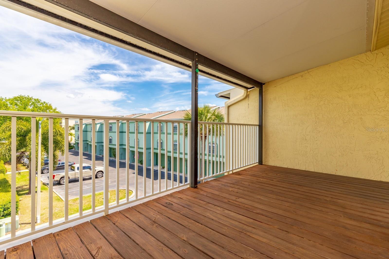 Image 15 of 42 For 745 Pinellas Bayway S 107