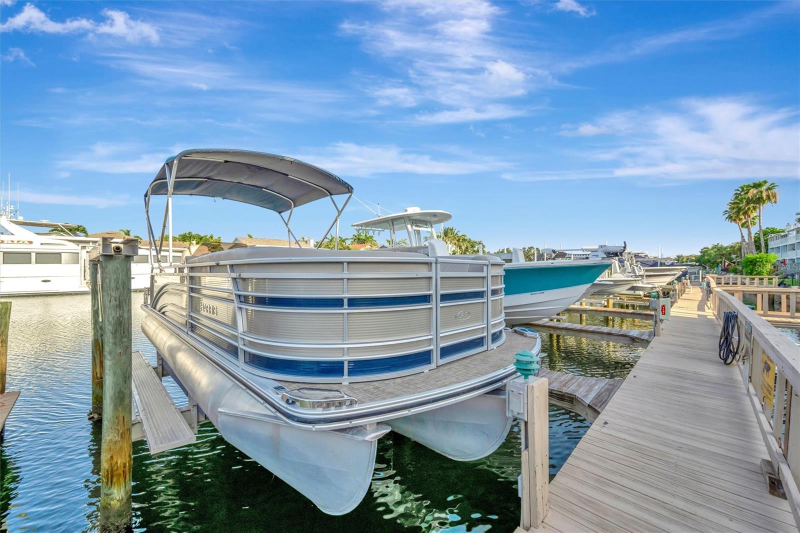 Image 39 of 42 For 745 Pinellas Bayway S 107