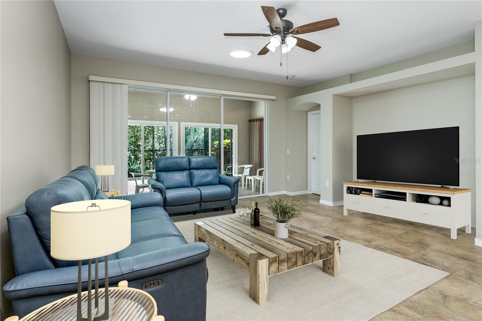 Image 11 of 28 For 21248 Diamonte Drive